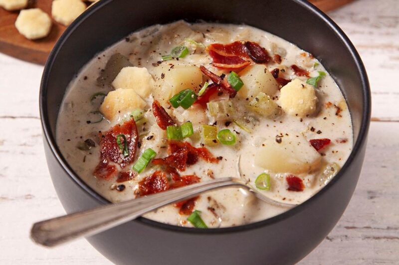 The Ultimate Guide to Authentic New England Clam Chowder: Irresistible Recipes, Rich History, and Pro Tips in 2025