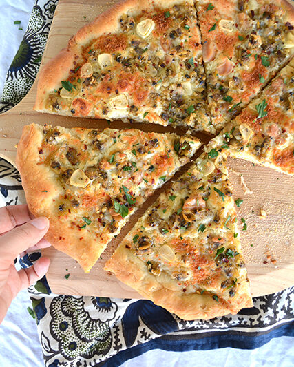 The Ultimate Guide to Clam Pizza: Unlock the Crispy, Garlicky, Seafood Sensation That’s Revolutionizing Pizza Nights Everywhere