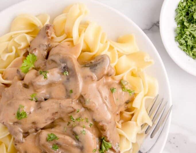 Ultimate Beef Stroganoff Recipe: Easy 30-Minute Creamy Beef Stroganoff – Irresistibly Delicious Comfort Food