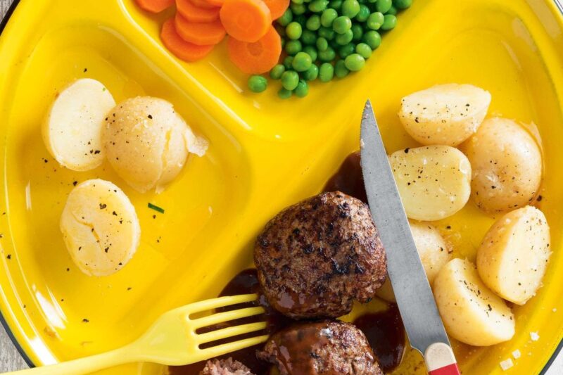 Ultimate Old-Fashioned Beef Rissoles Recipe: Juicy, Golden-Crisp Patties Bursting with Nostalgic Flavor in 30 Minutes!