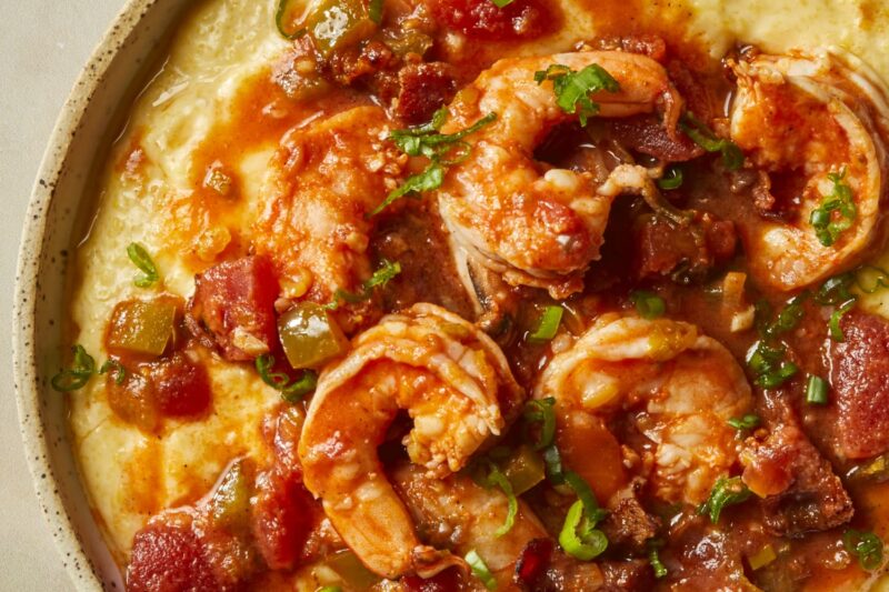 The Ultimate Guide to Shrimp and Grits: Irresistible Southern Soul Food, History, Recipes, and Variations That Will Blow Your Mind