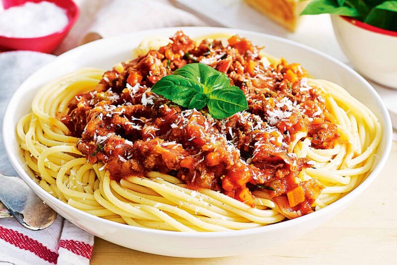 Ultimate Guide to Mastering the Irresistible Spaghetti Bolognese Recipe: From Authentic Roots to Modern Twists in 2025